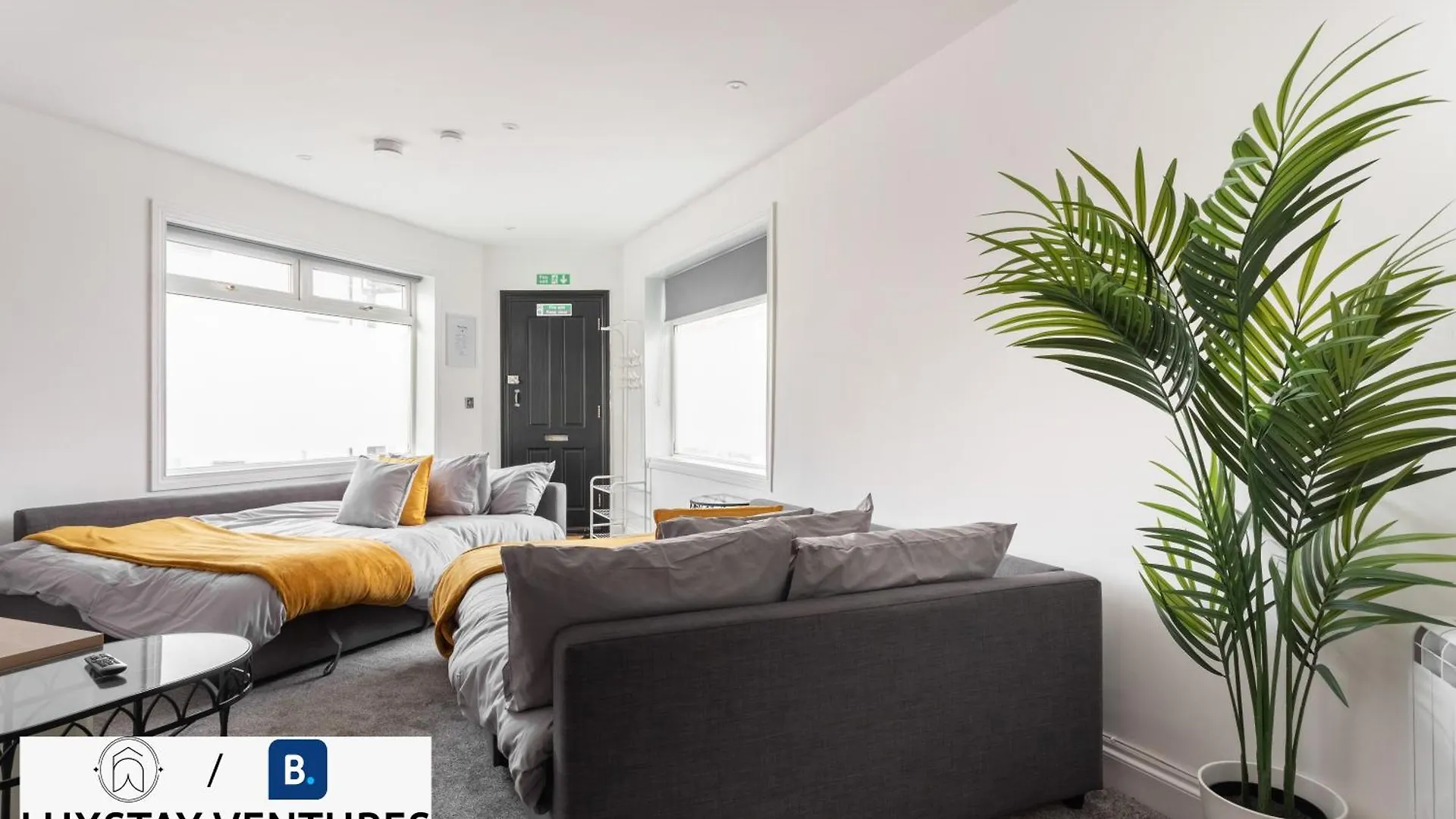 Holiday home Bright And Spacious 2Br Maisonette Sleeps 8, Game Room, 5 Mins To Brighton Beach And City Centre