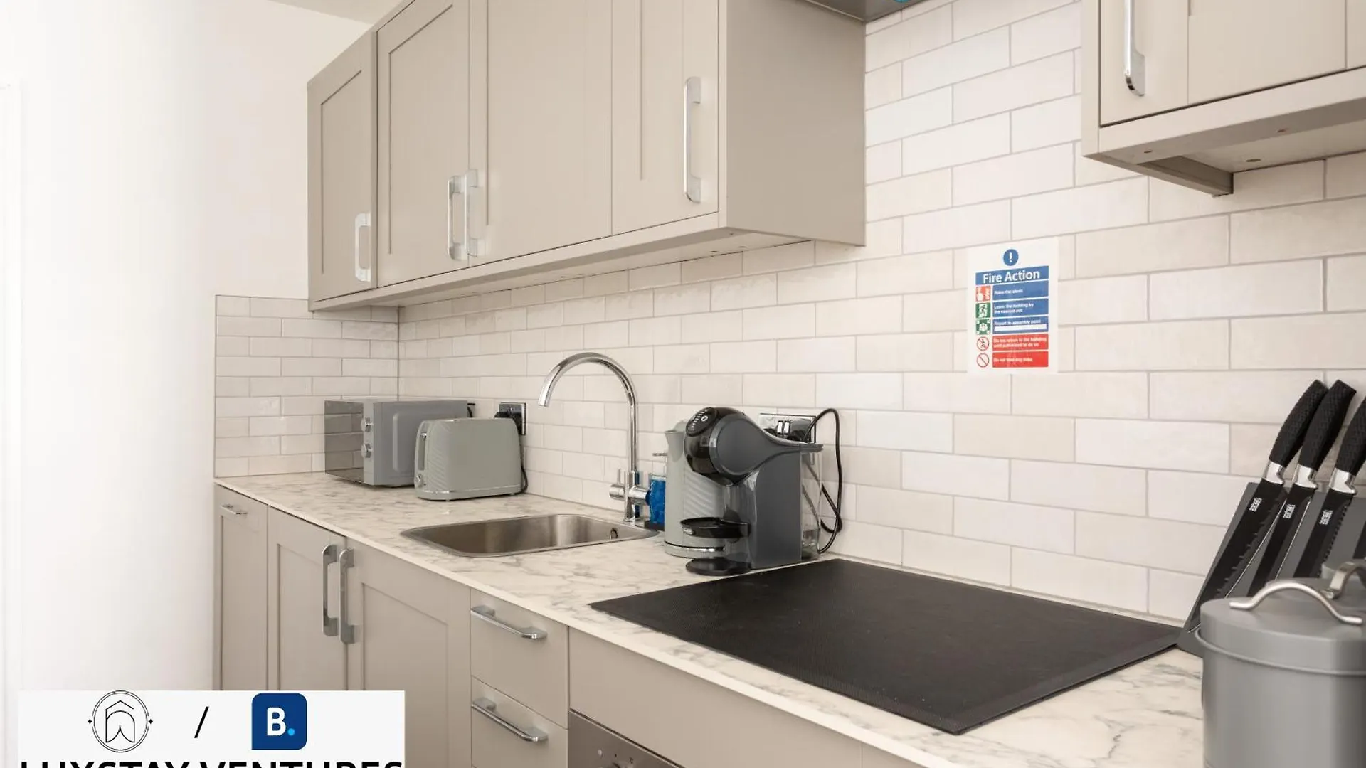 Holiday home Bright And Spacious 2Br Maisonette Sleeps 8, Game Room, 5 Mins To Brighton Beach And City Centre United Kingdom