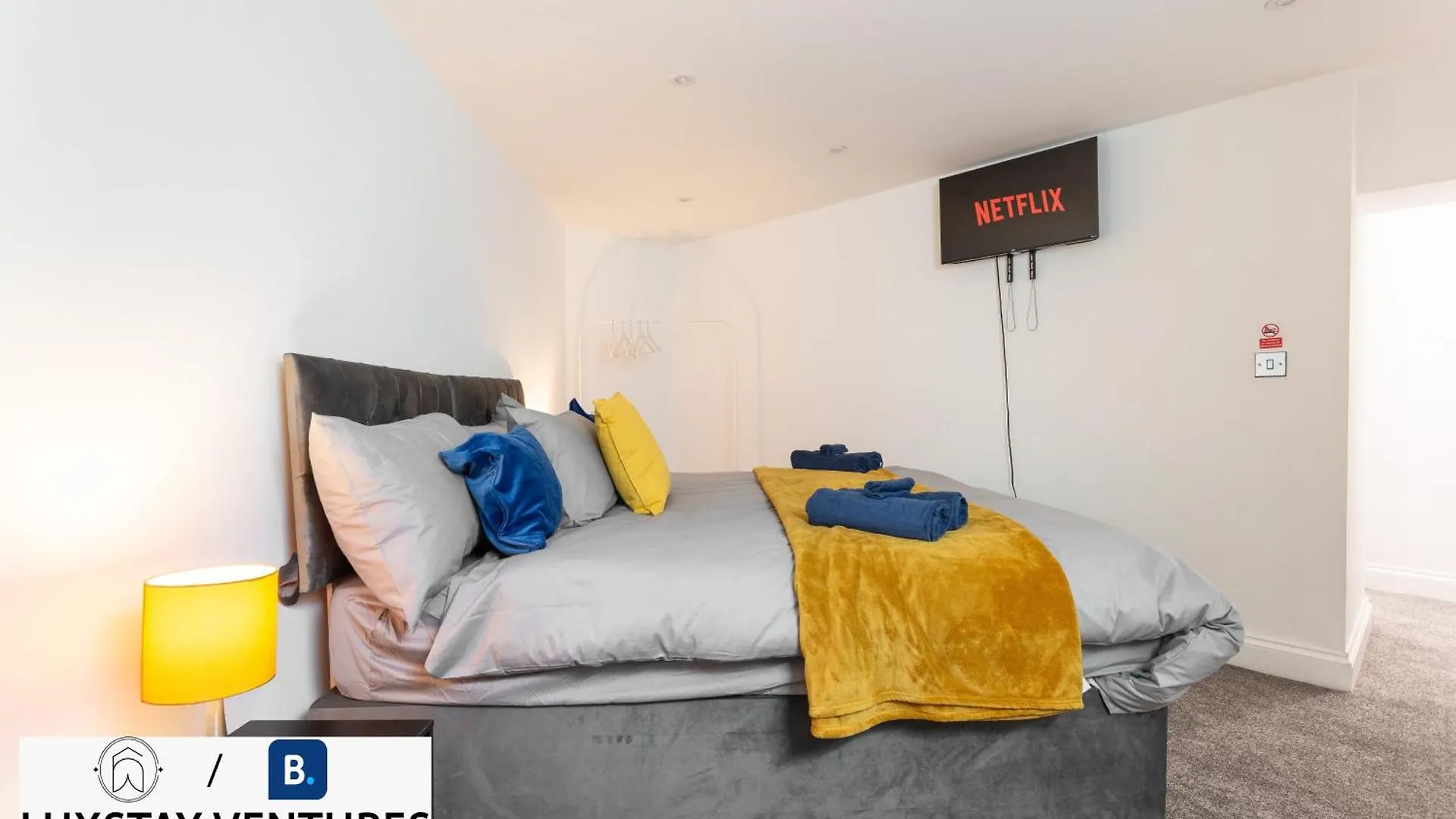 Bright And Spacious 2Br Maisonette Sleeps 8, Game Room, 5 Mins To Brighton Beach And City Centre