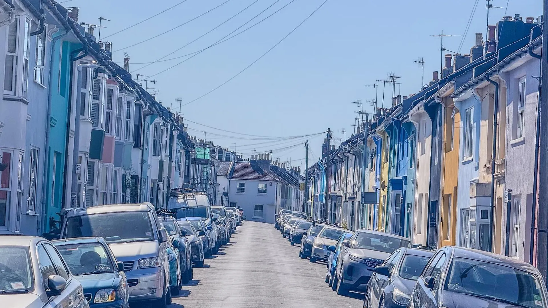 Bright And Spacious 2Br Maisonette Sleeps 8, Game Room, 5 Mins To Brighton Beach And City Centre 0*,